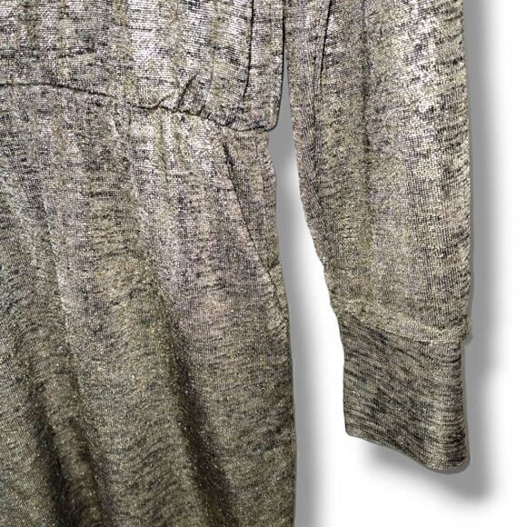 Pins Needles Womens Romper Sz Medium Gold Open Back Shiny Dressy Barbie Hallowee - Picture 8 of 11
